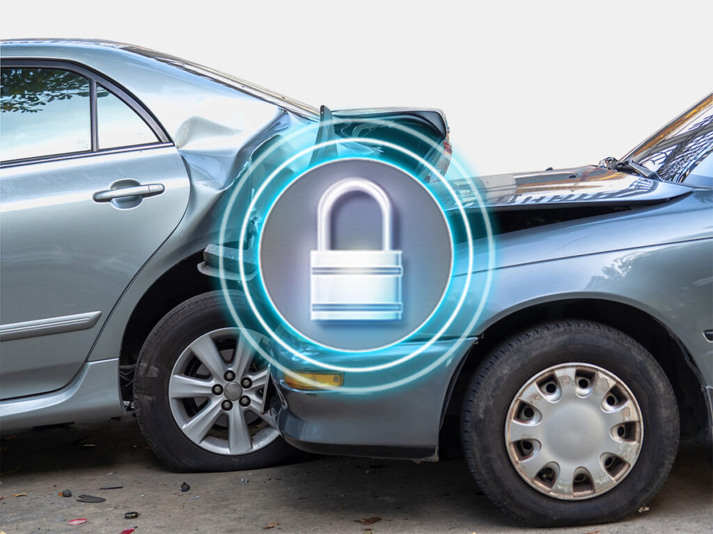A car collision with a glowing padlock icon over the point of impact, illustrating how Great Will's G-Sensor automatically locks and protects critical video evidence during an accident.